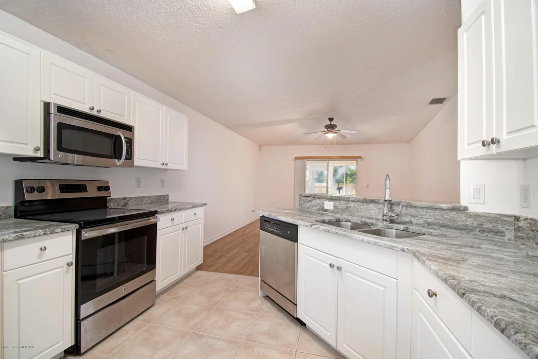 Photo of 550 Benton Drive