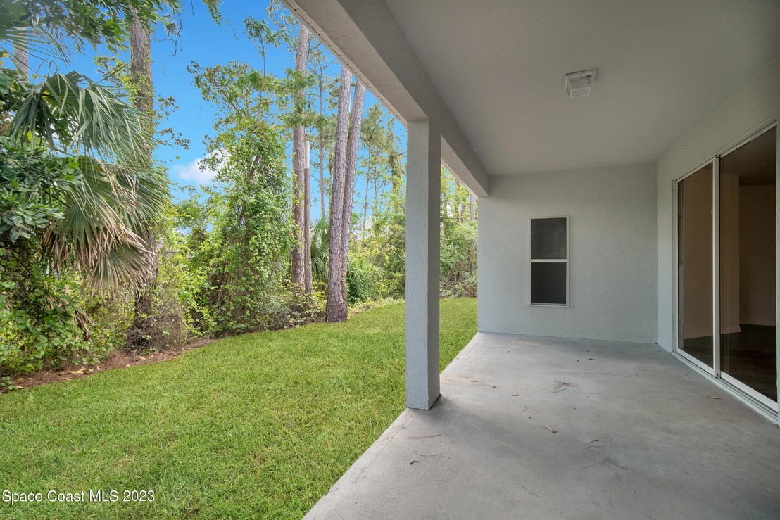 Photo of 6697 Cecil Road