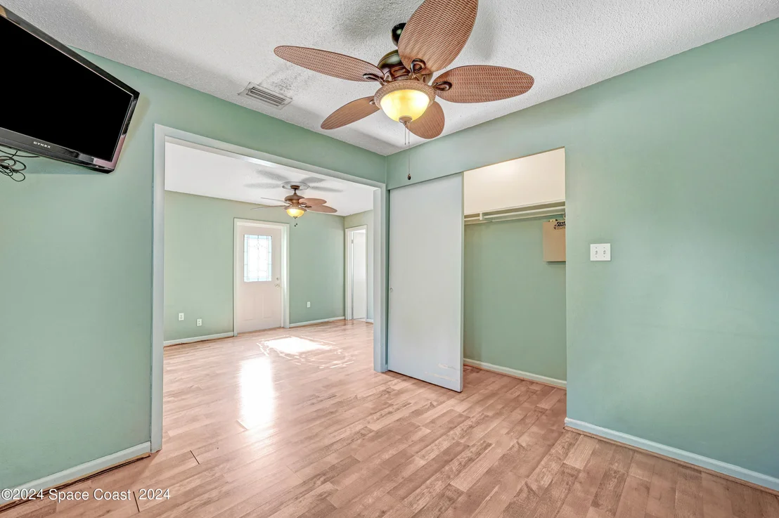 Photo of 4189 Hammock Drive