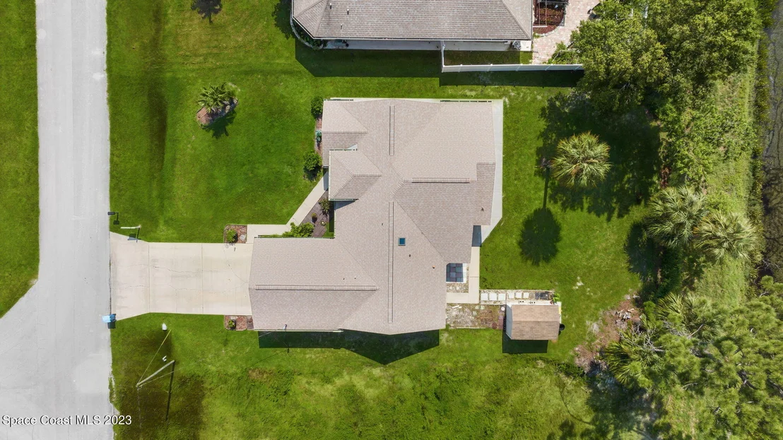 Photo of 1382 Buffing Circle SE
