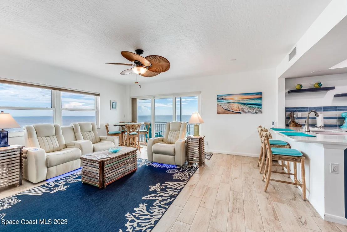 Photo of Unit 607 at 205 Highway A1a
