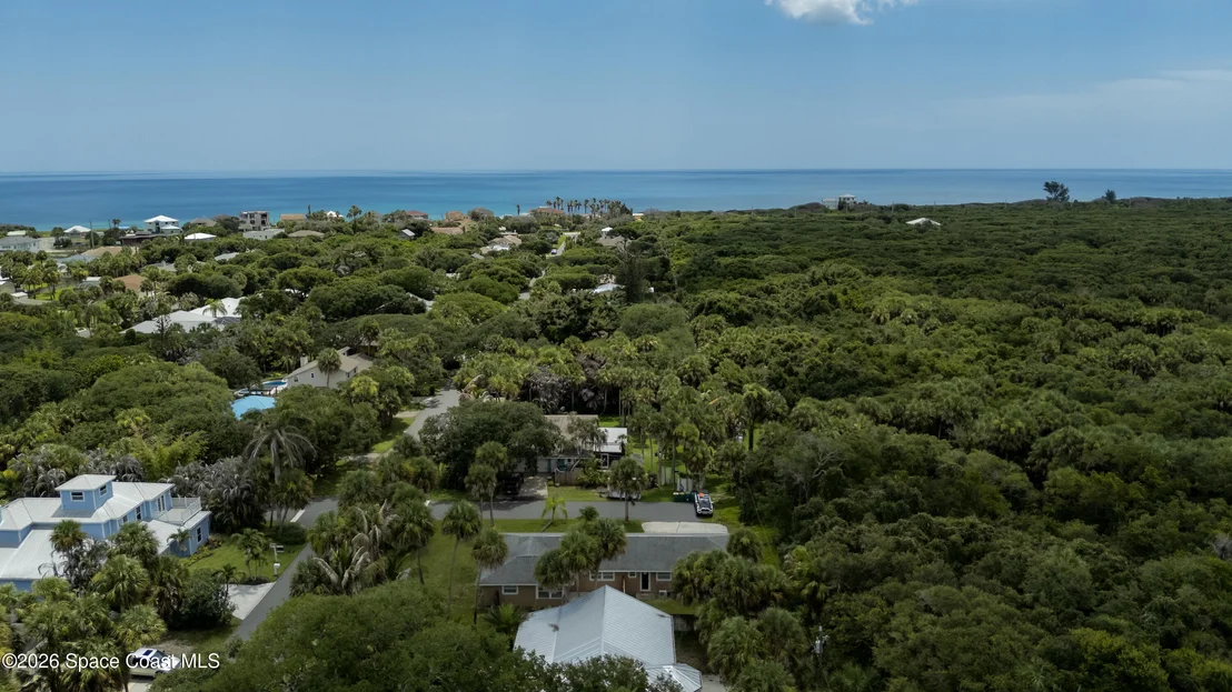 Photo of 215 Pelican Drive