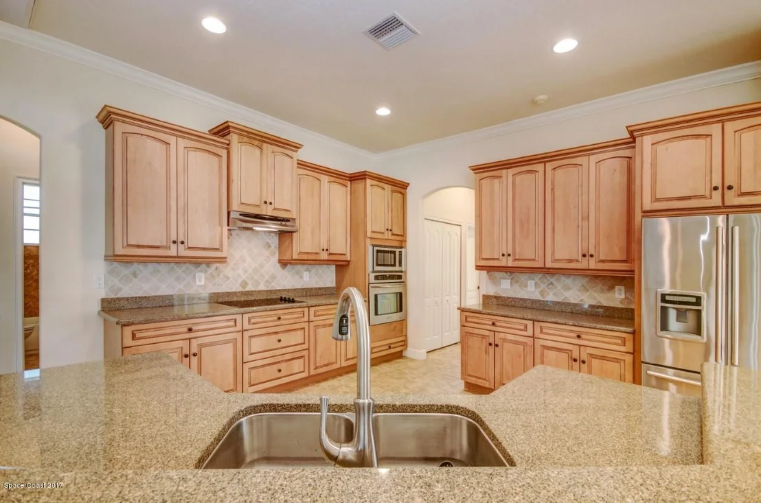 Photo of 2137 Windbrook Drive SE