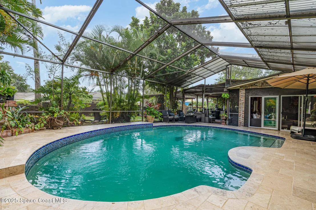 Photo of 562 Lake Ashley Circle