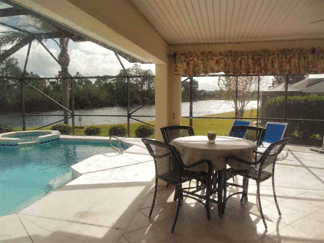 Photo of 1650 Whitman Drive