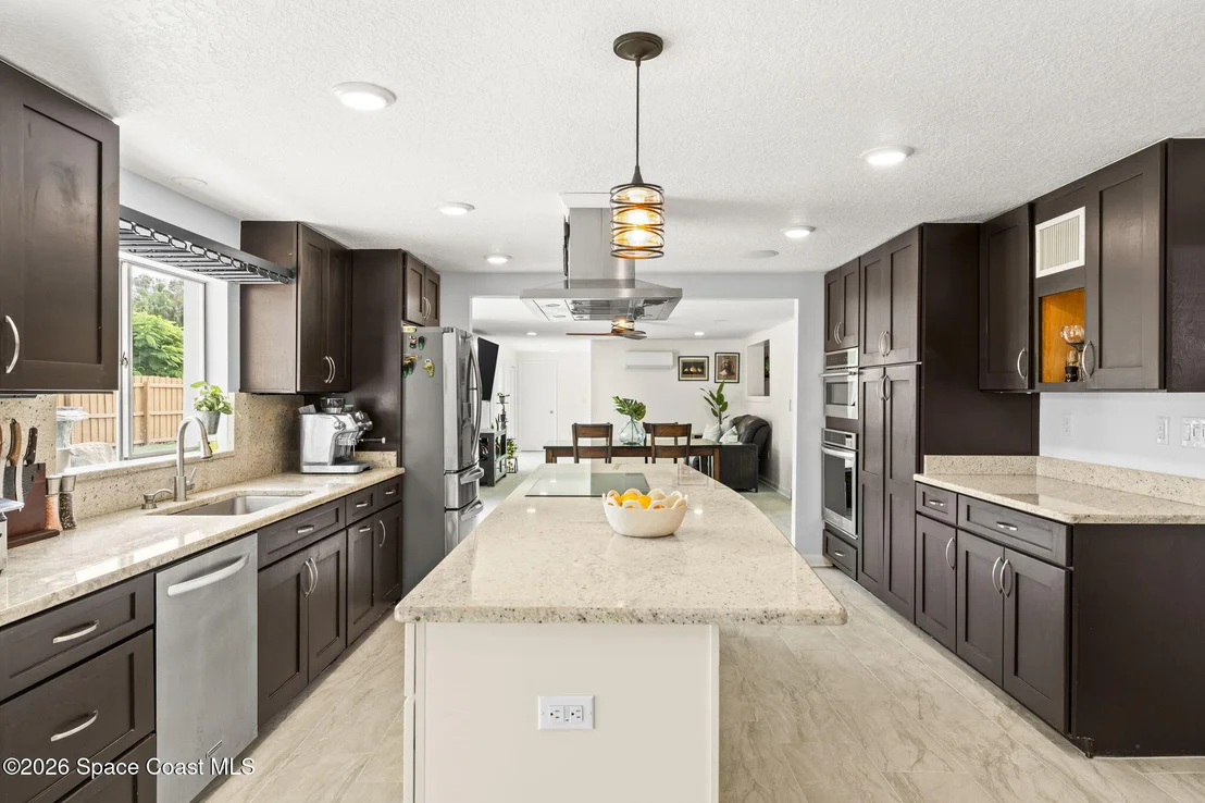 Photo of 500 Seabreeze Drive