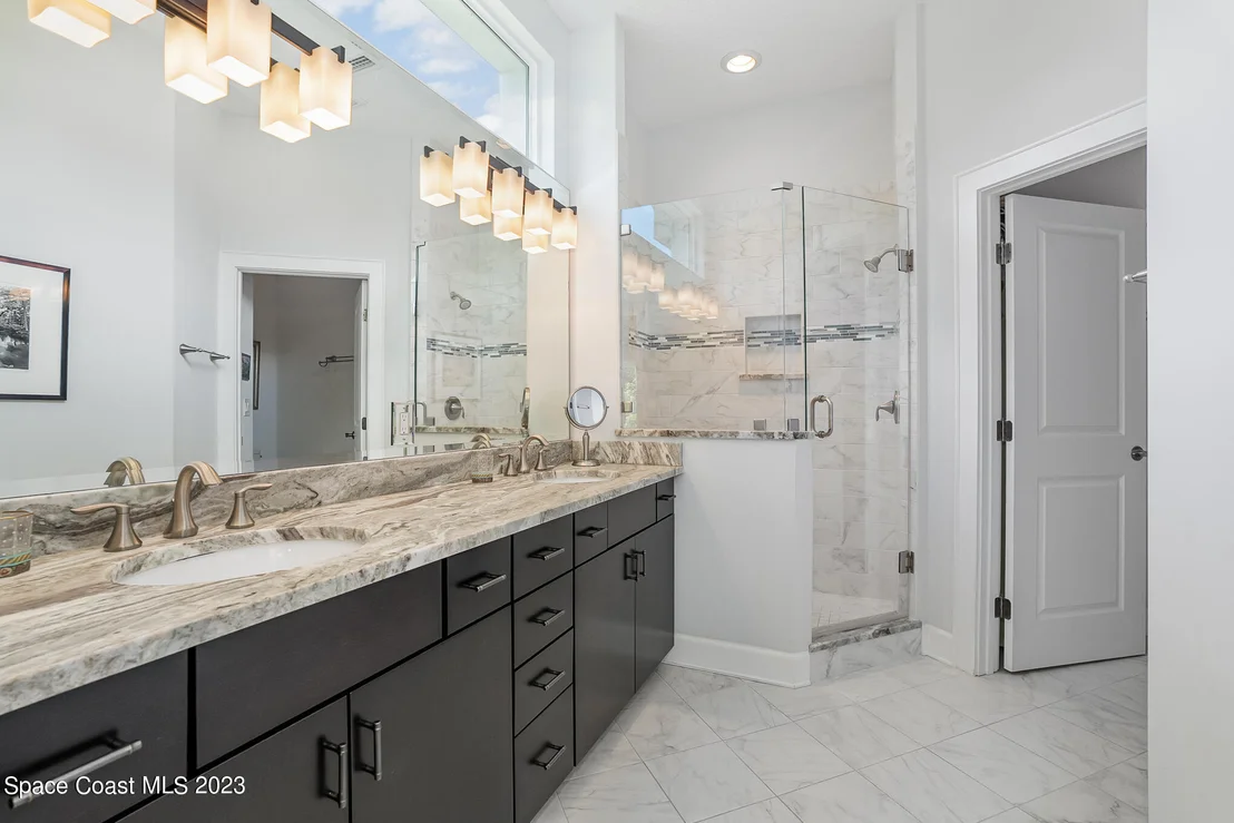 Photo of 413 N Indian River Drive