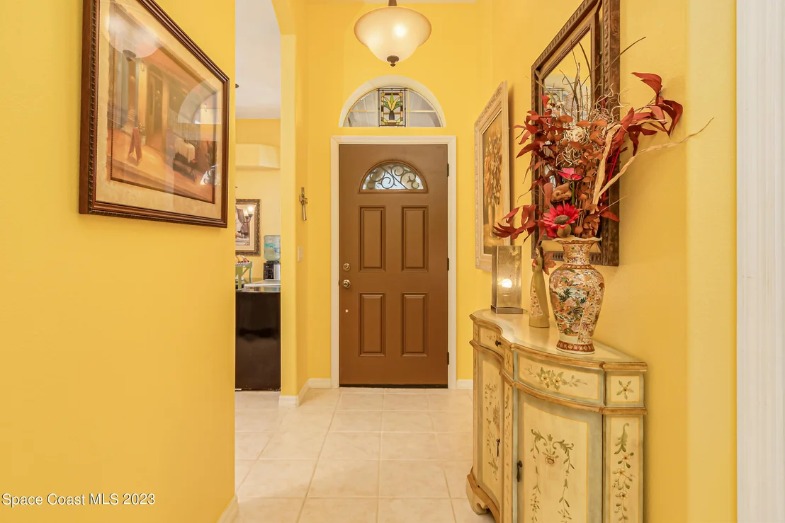 Photo of 4481 Portage Trail