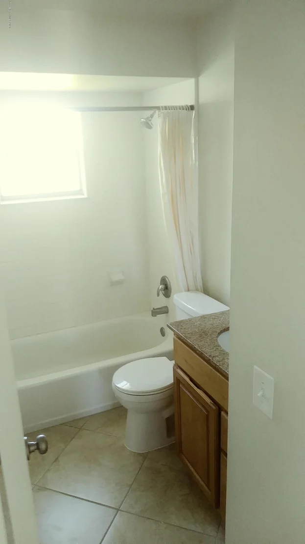 Photo of 1032 Sycamore Drive