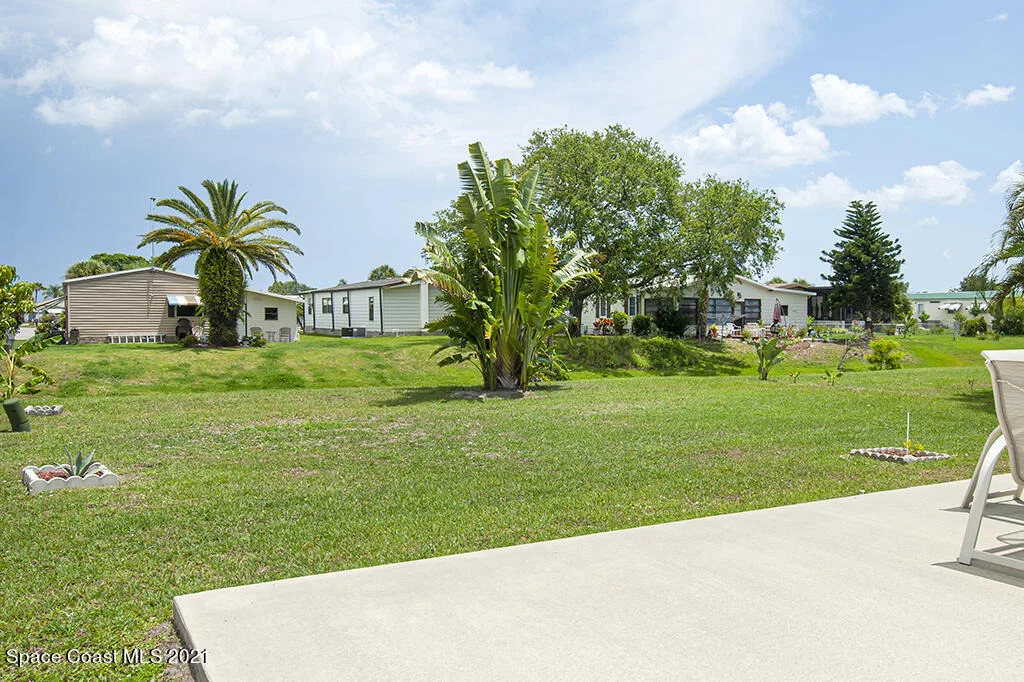 Photo of 856 Waterway Dr Drive