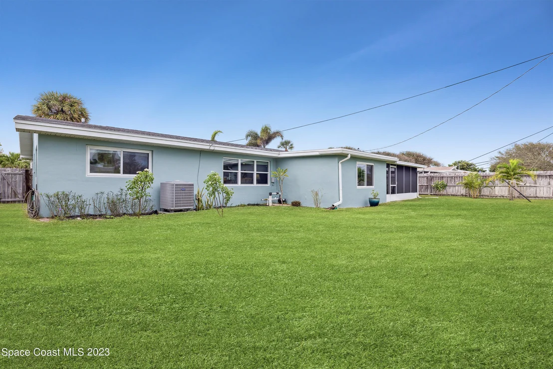 Photo of 655 Rosada Street