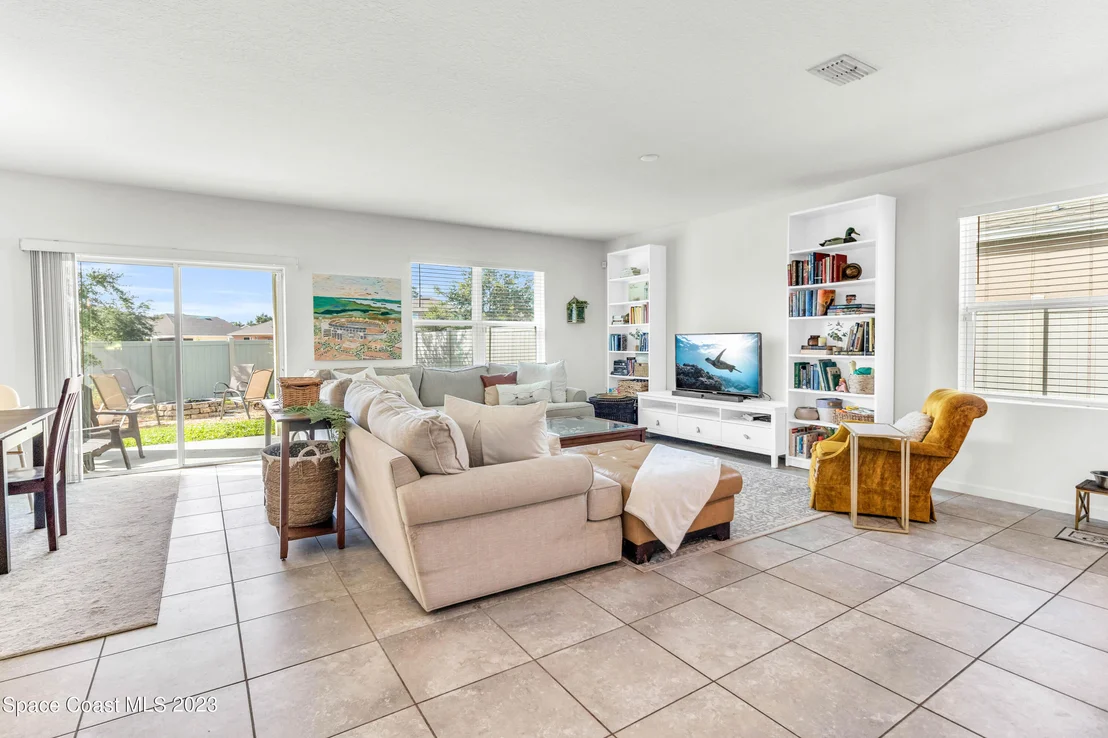 Photo of 849 Forest Trace Circle