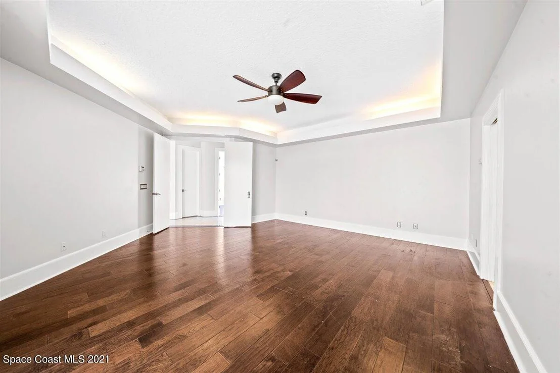Photo of 680 Falcon Drive