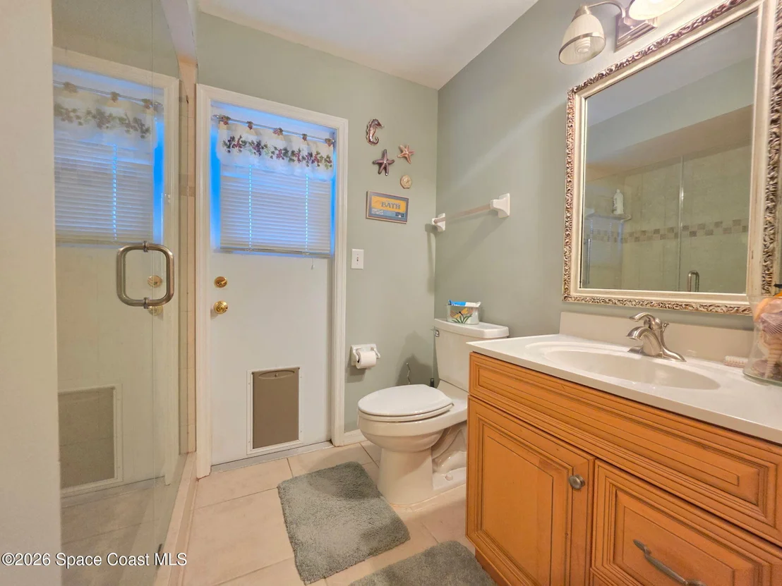 Photo of 2599 Senator Way
