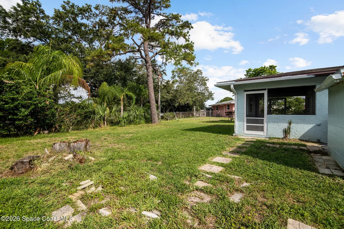Photo of 2919 Colchester Road