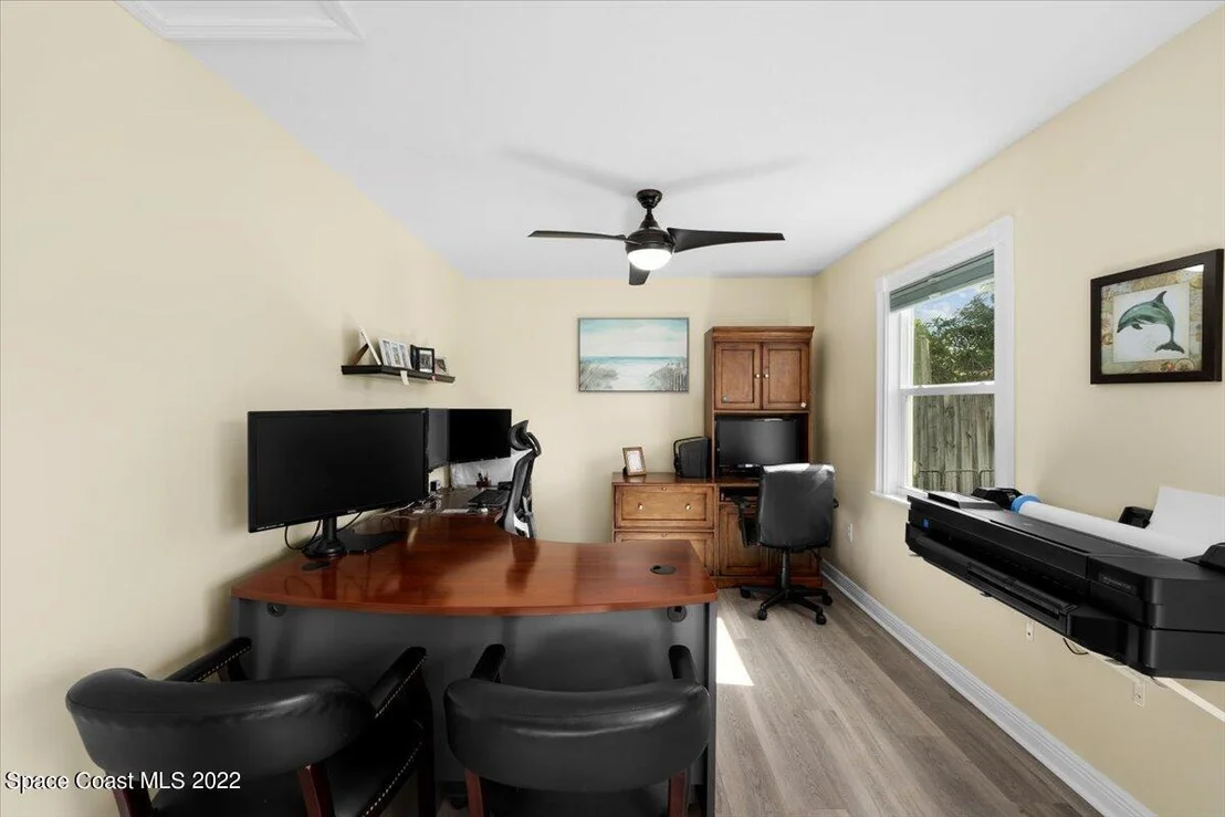 Photo of 749 Badger Drive NE