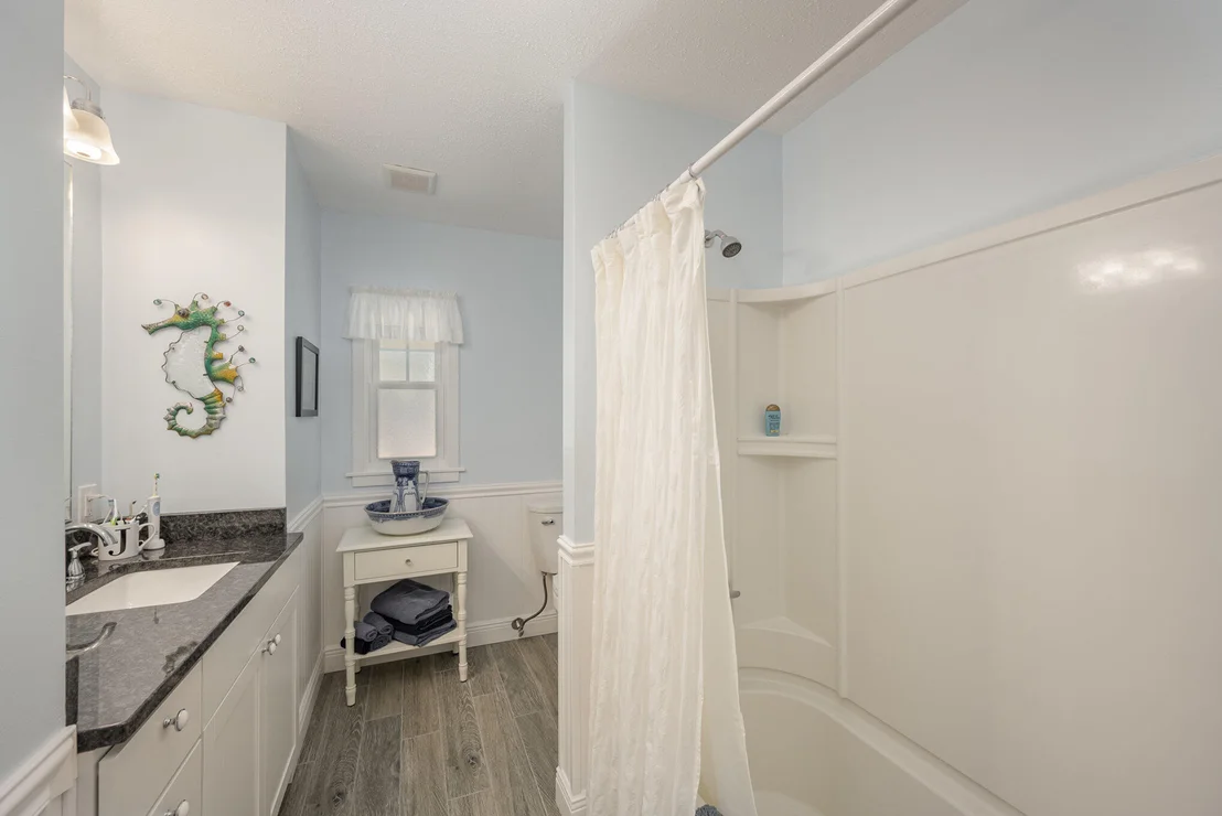 Photo of 949 W Whitmire Drive