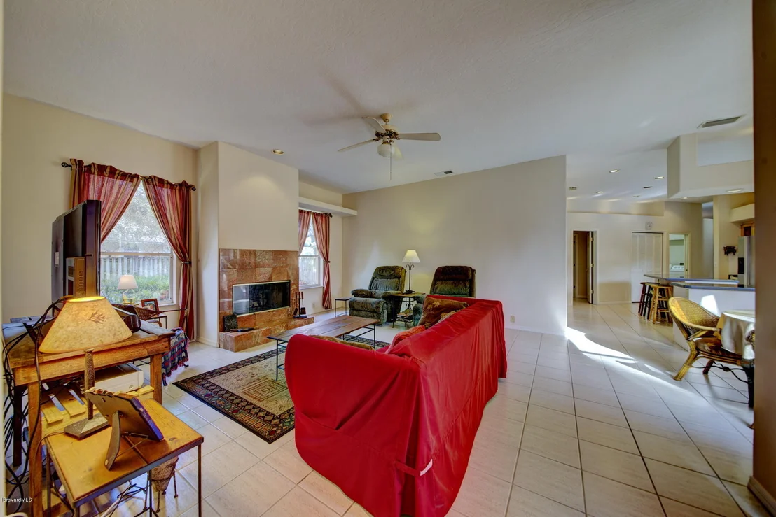 Photo of 2258 Mockingbird Lane