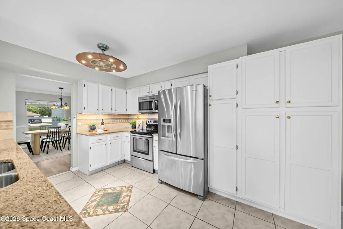 Photo of 4875 Winchester Drive