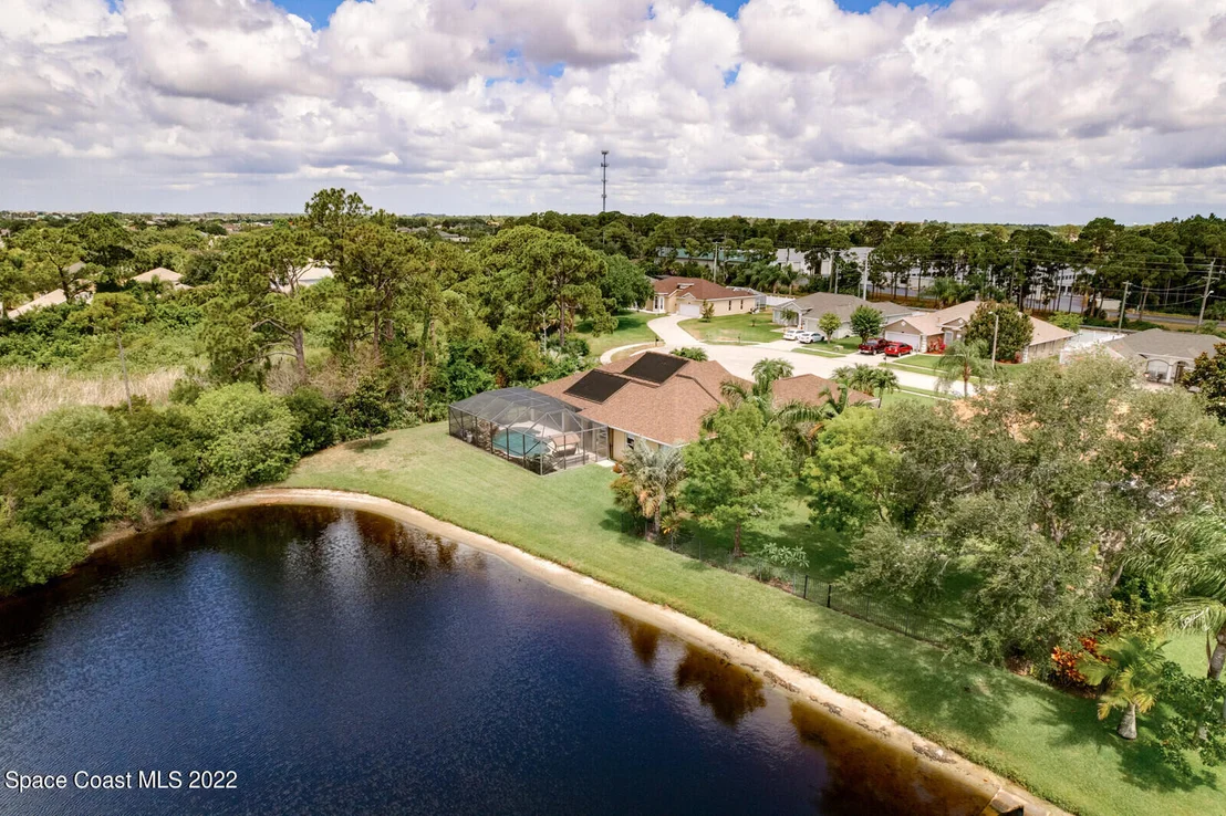 Photo of 349 Pebble Hill Way
