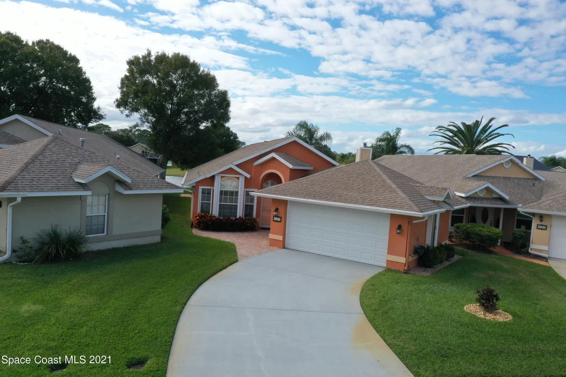 Photo of 3963 Saint Armens Circle