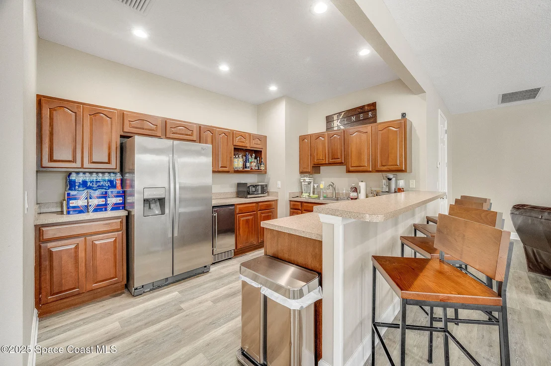 Photo of 4236 Hield Road NW