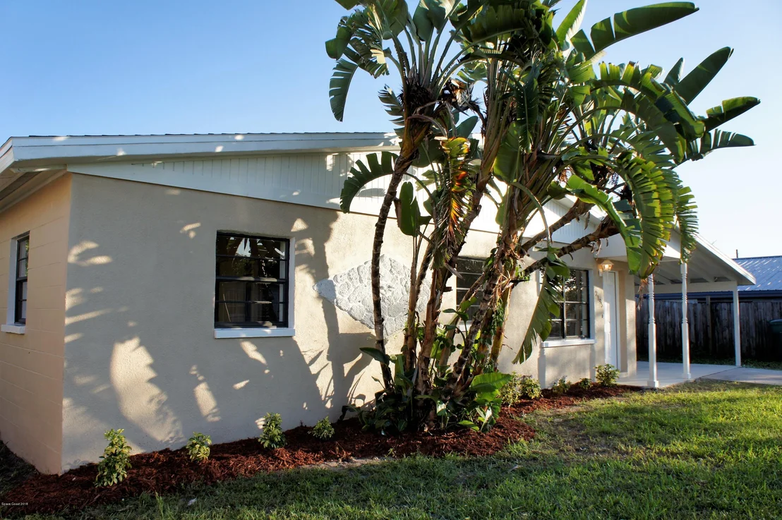Photo of 2195 Allan Adale Road