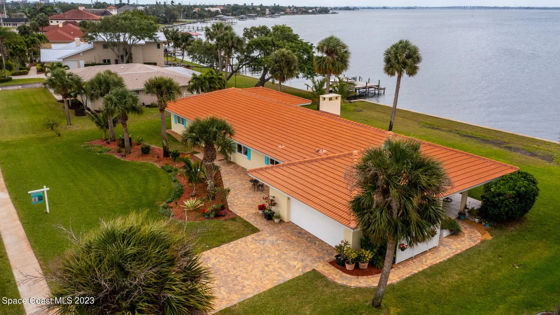 Photo of 775 Malibu Lane