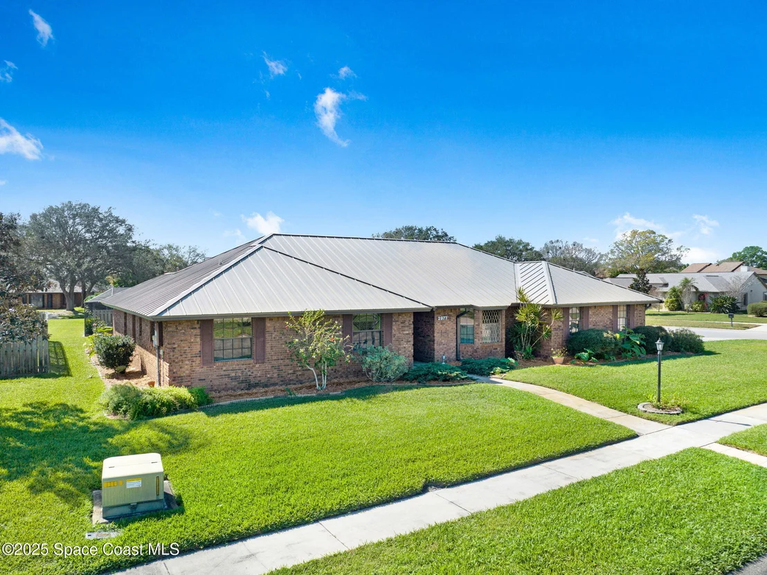 Photo of 2977 Saint Helens Way