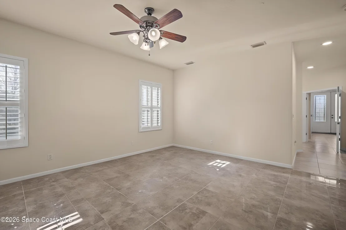 Photo of 900 Hall Road