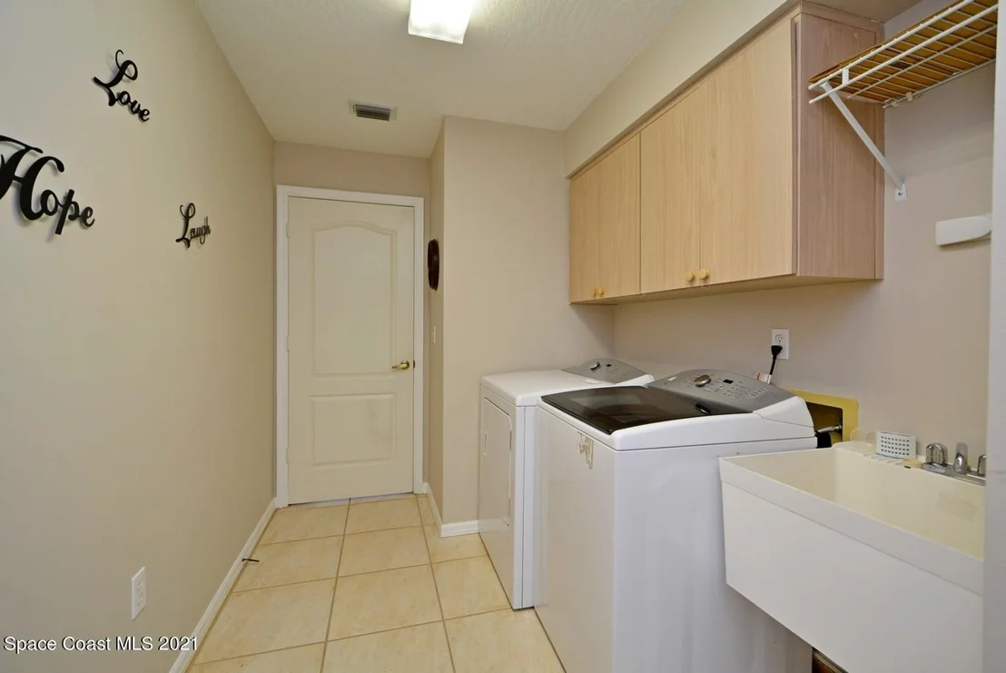 Photo of 1377 Silver Lake Drive
