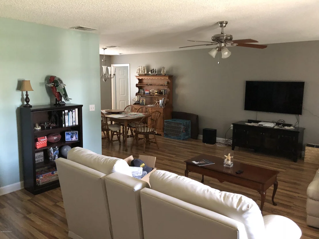 Photo of 1012 Sycamore Drive
