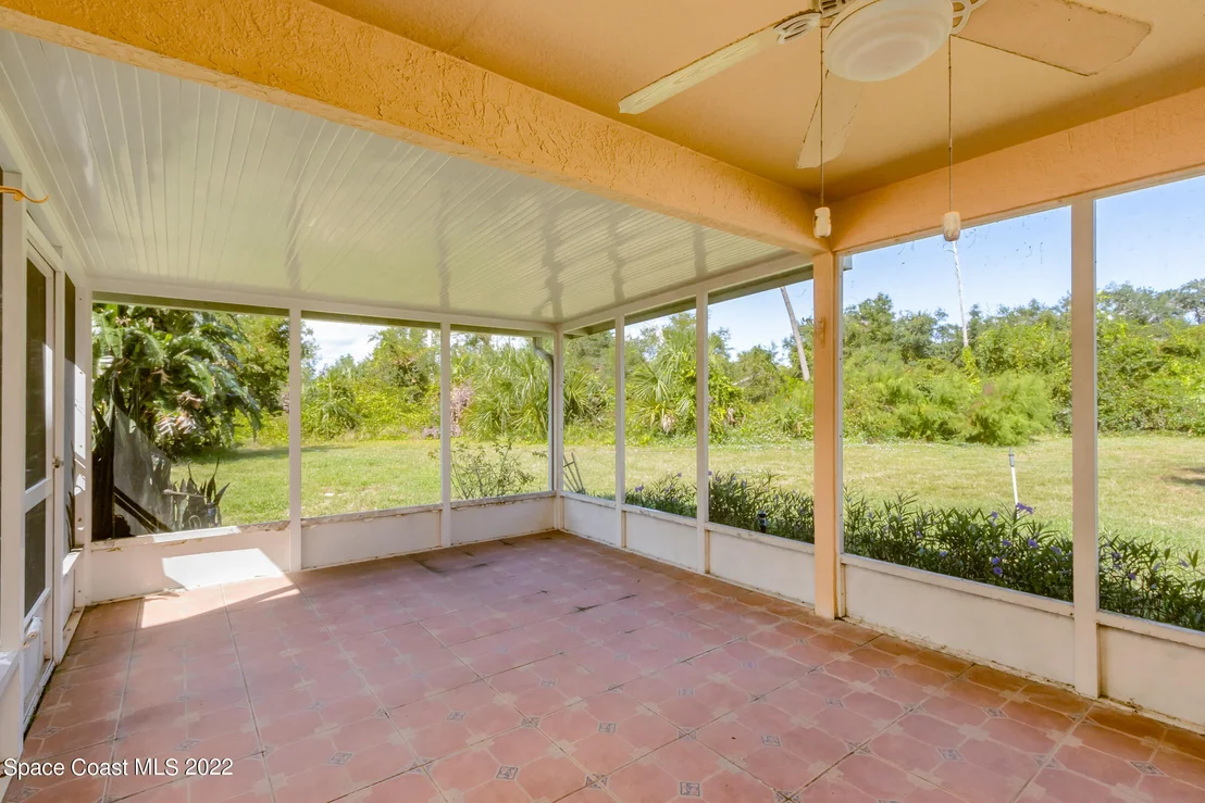 Photo of 1076 Pine Creek Circle NE
