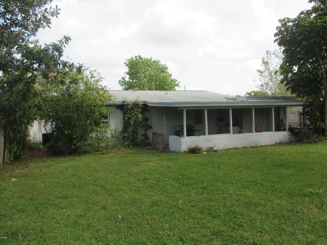 Photo of 2677 Hereford Road