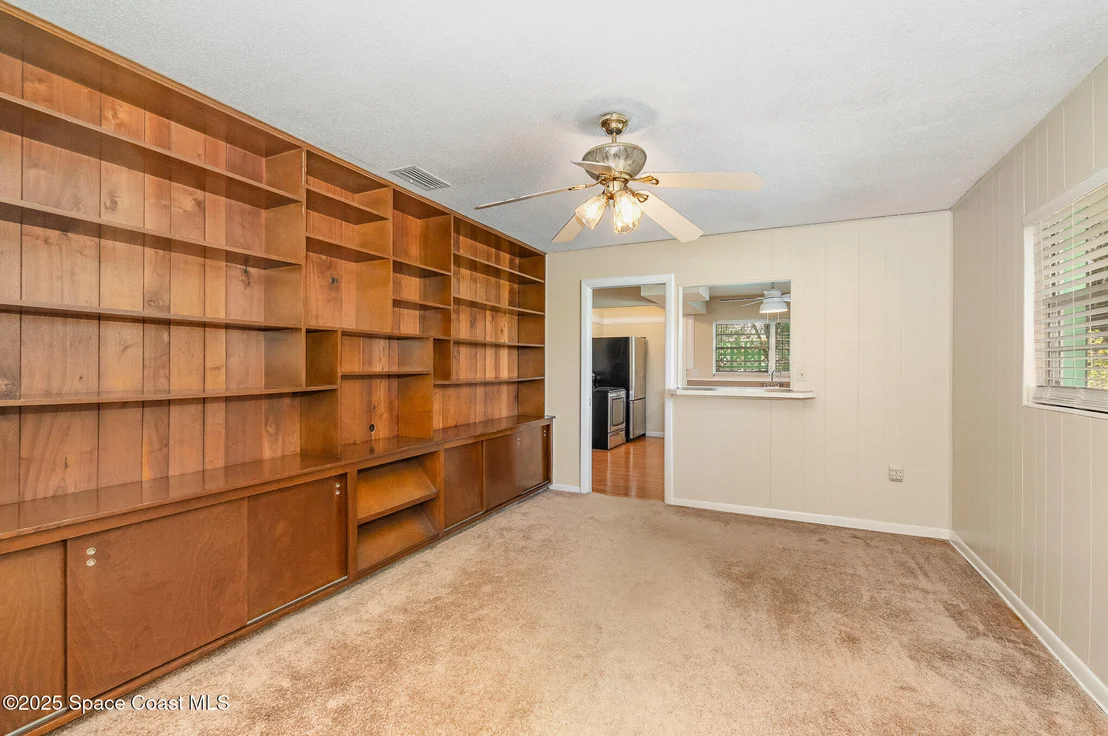 Photo of 445 Pine Boulevard