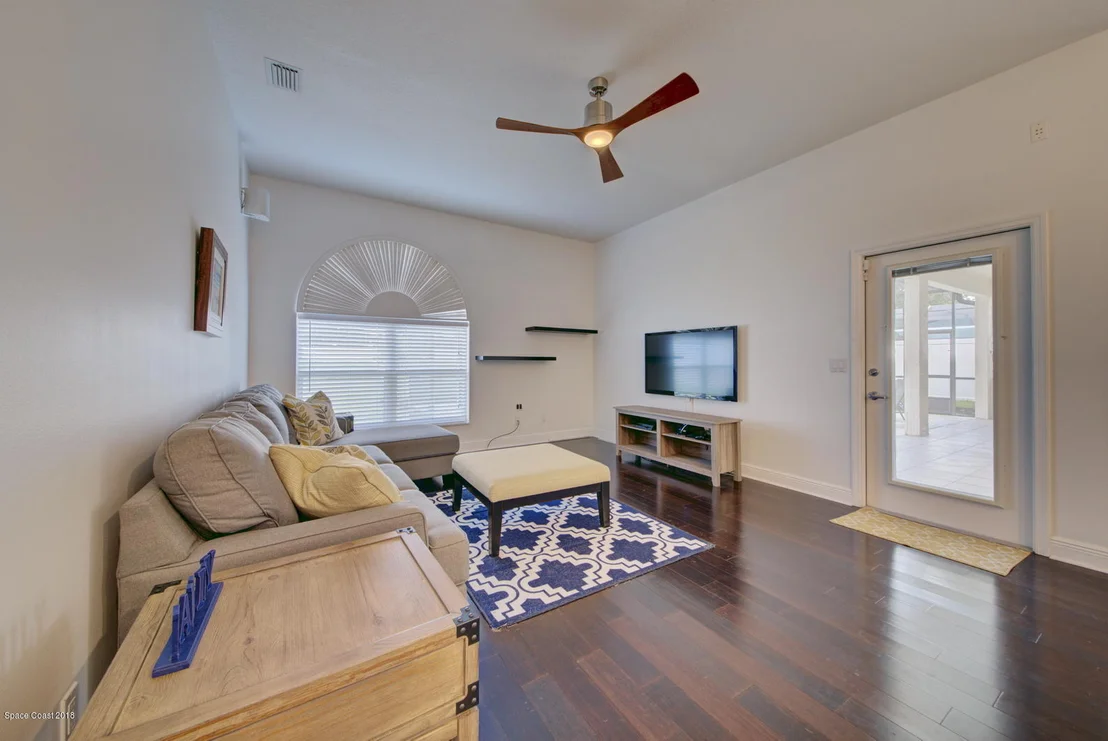 Photo of 3360 Meadowridge Drive