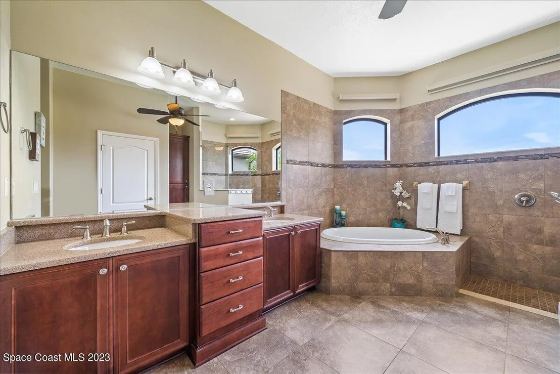 Photo of 4111 Anlow Road