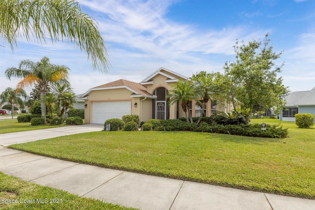 Photo of 2355 Addington Circle