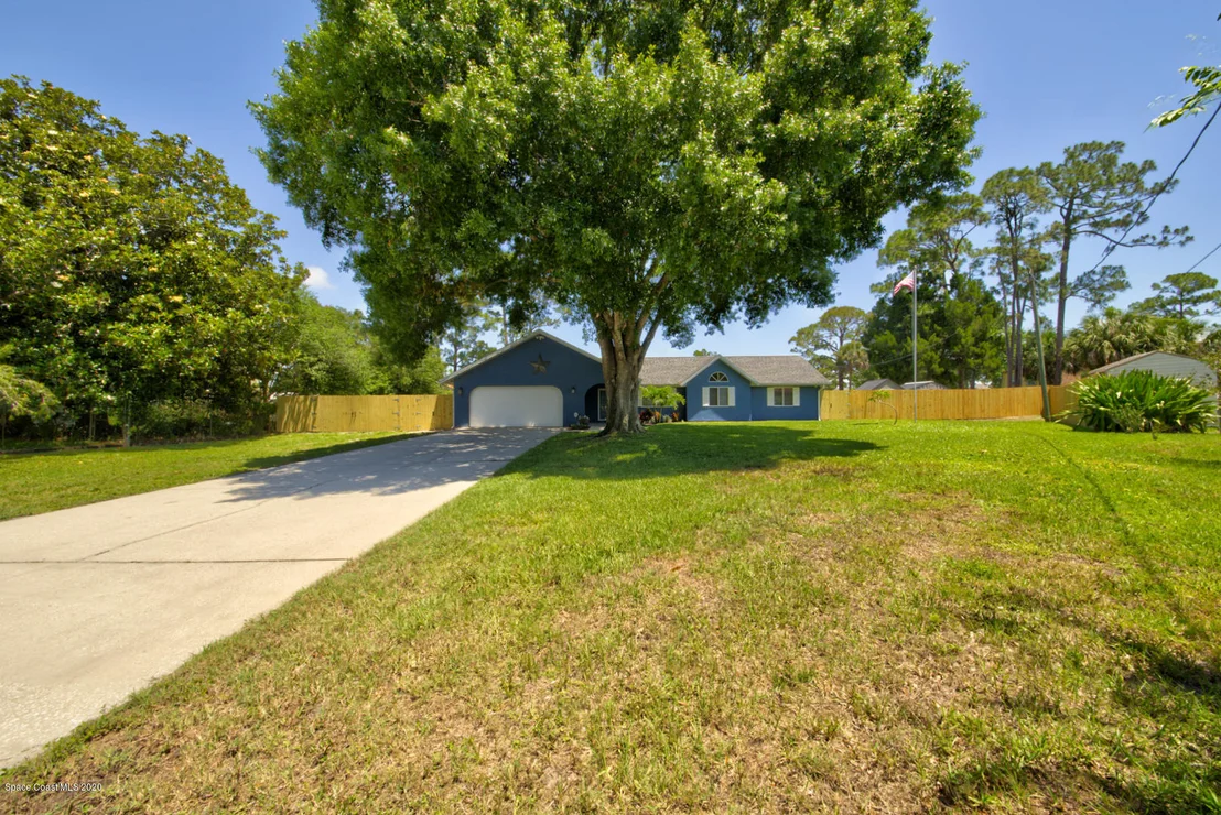 Photo of 6421 Hunt Road