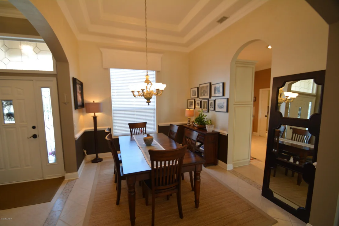 Photo of 2741 Englewood Drive