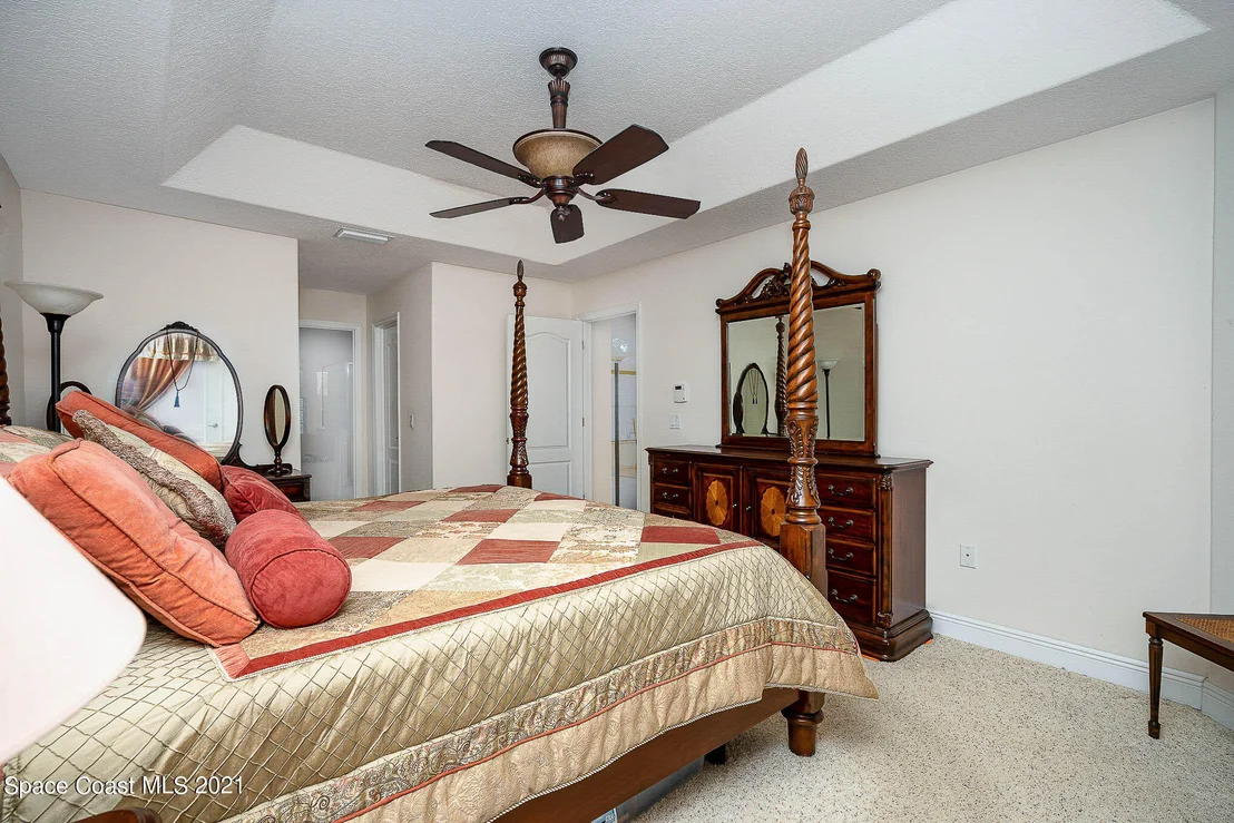 Photo of 347 Dorset Drive