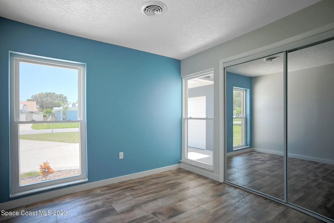 Photo of 440 Coconut Drive