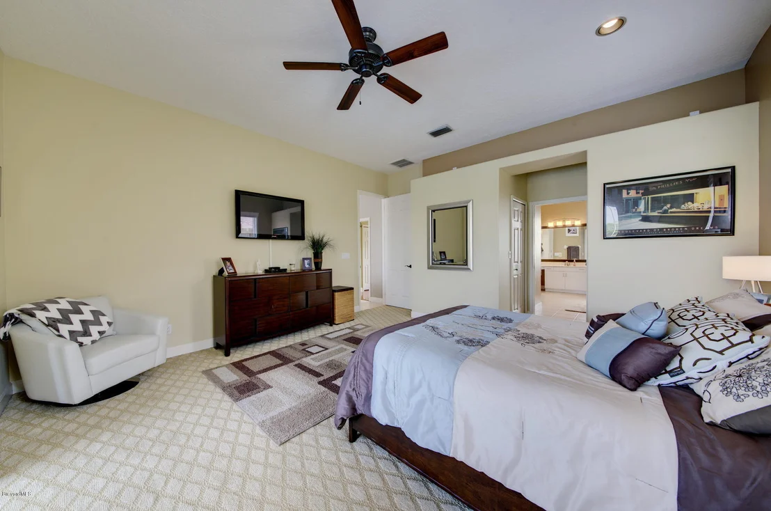 Photo of 1007 Heatherwood Way