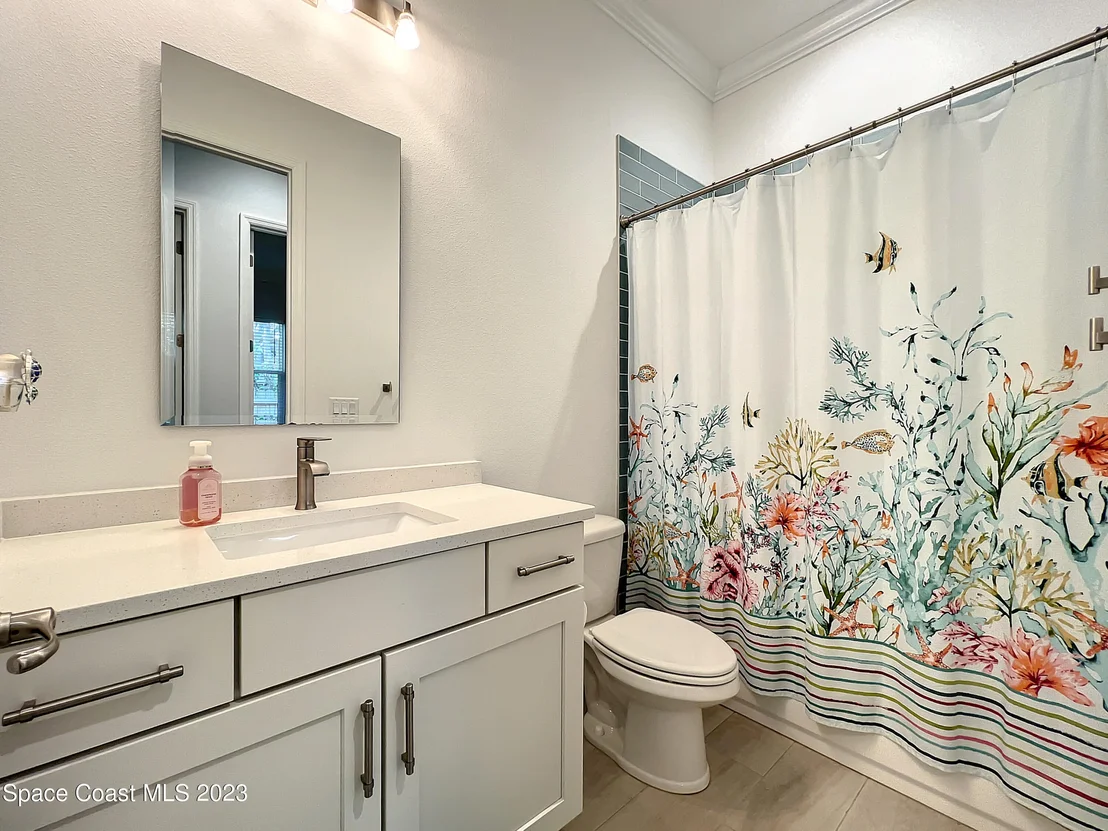 Photo of 6775 Angeles Road