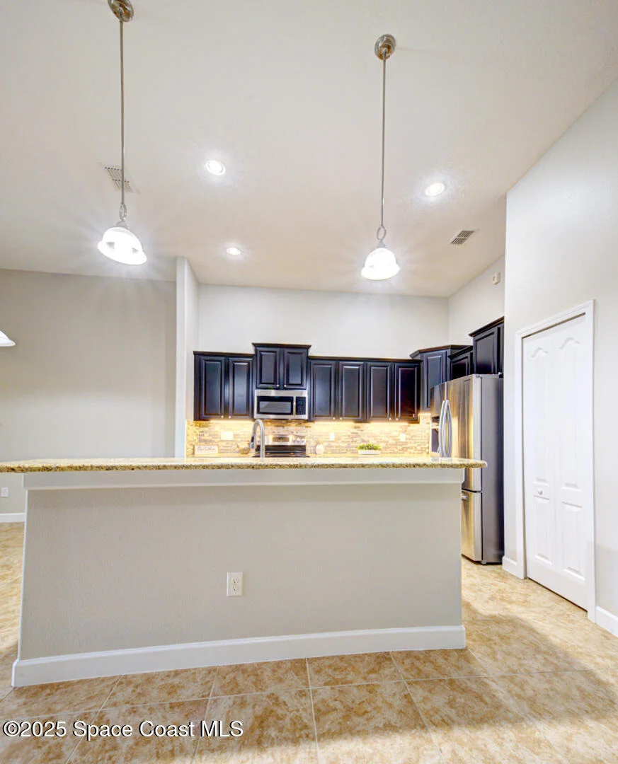 Photo of 3352 Russ Place