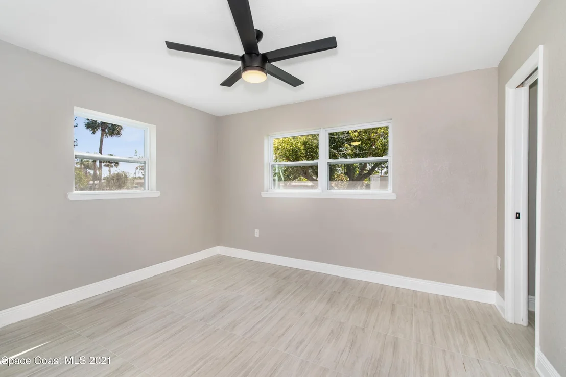 Photo of 175 Clairbourne Avenue