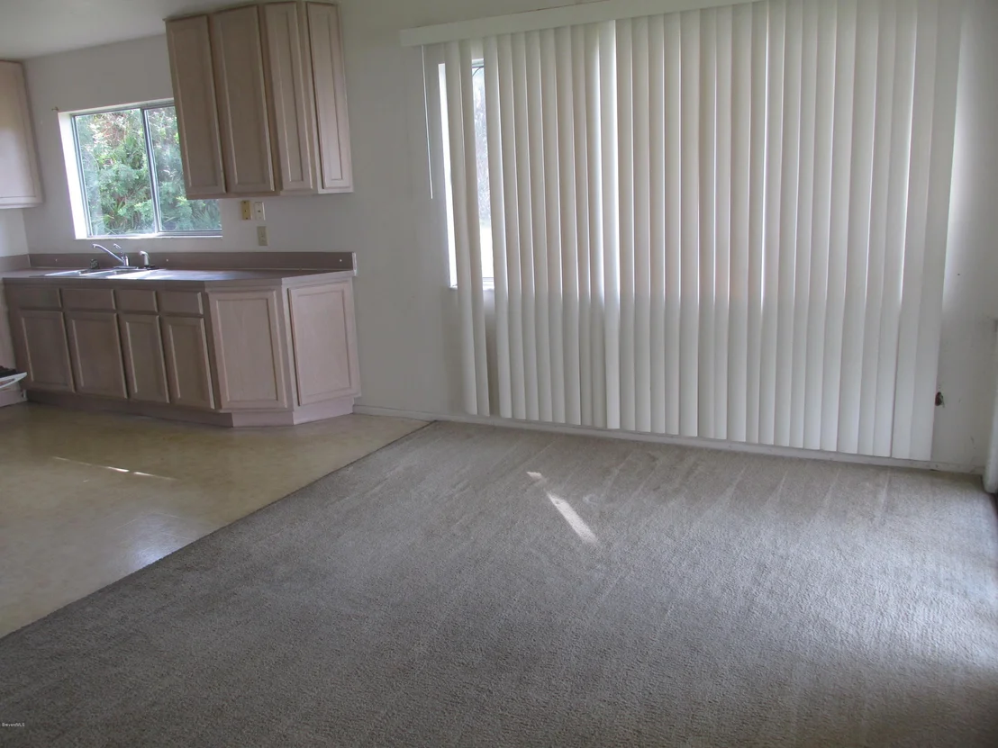 Photo of 1261 NE Bard Lane