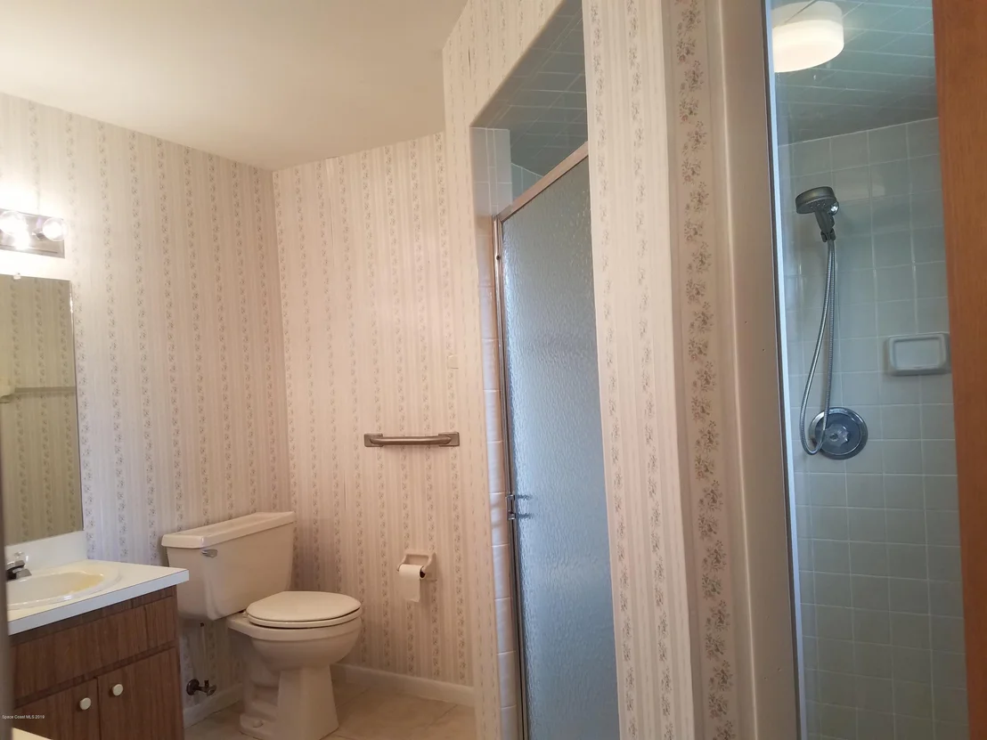 Photo of 790 White Pine Avenue