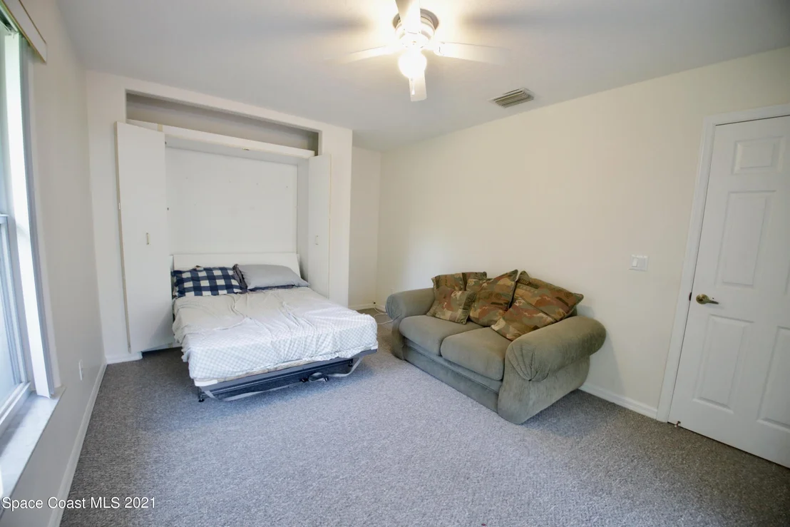 Photo of 6439 53rd Circle