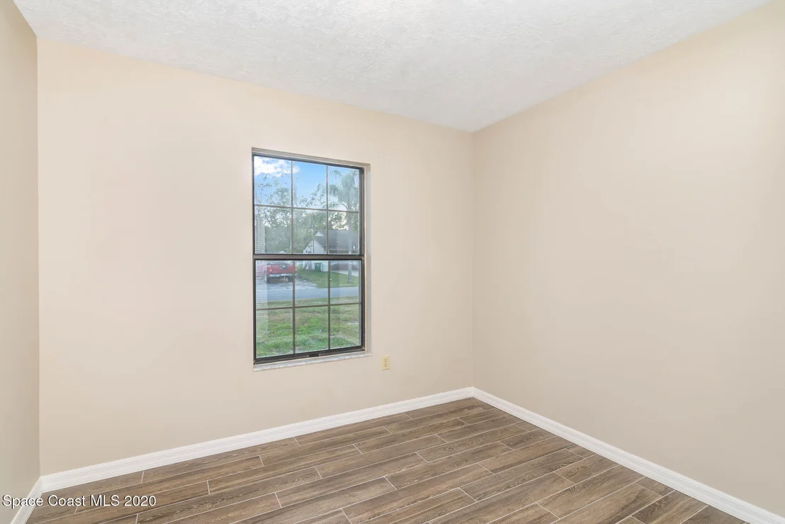 Photo of 4448 Alfred Street